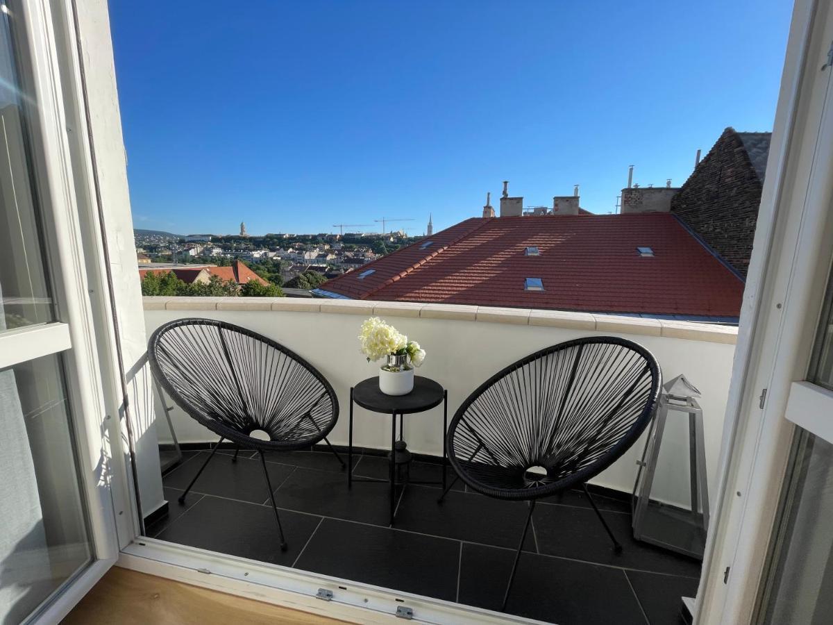 Budacastle Panoramic Luxurious Family Apt, Free Parking Included บูดาเปสต์ ภายนอก รูปภาพ